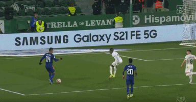 如何处理小盲位对大盲位的防守？德扑中最频繁的博弈点。（拆解小盲对大盲：掌握德州扑克最常见的对抗与应对）